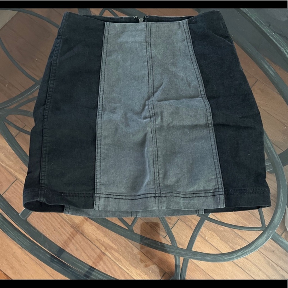 Free People skirt/Black & Grey/Medium